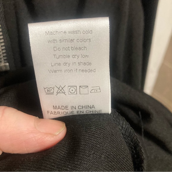 NWOT Womens tunic with plaid trim size medium - Picture 4 of 4